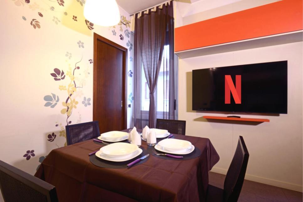 Cenisio - Corso Sempione Accogliente Mansarda Di Design Apartment Milan Exterior photo